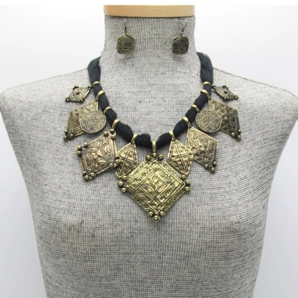 GOLD AZTEC NECKLACE